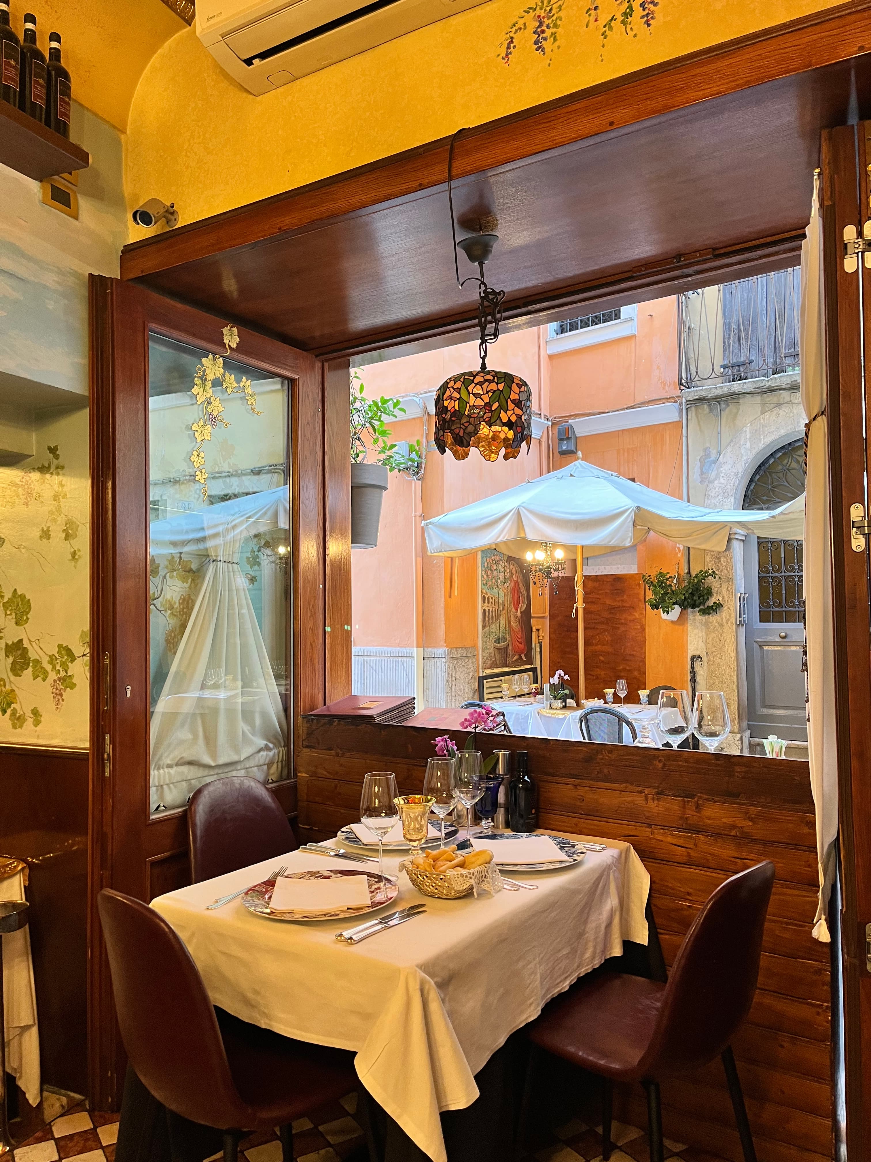 Tre Marchetti Trattoria in Verona, photographed during an Opera Atlas founder visit