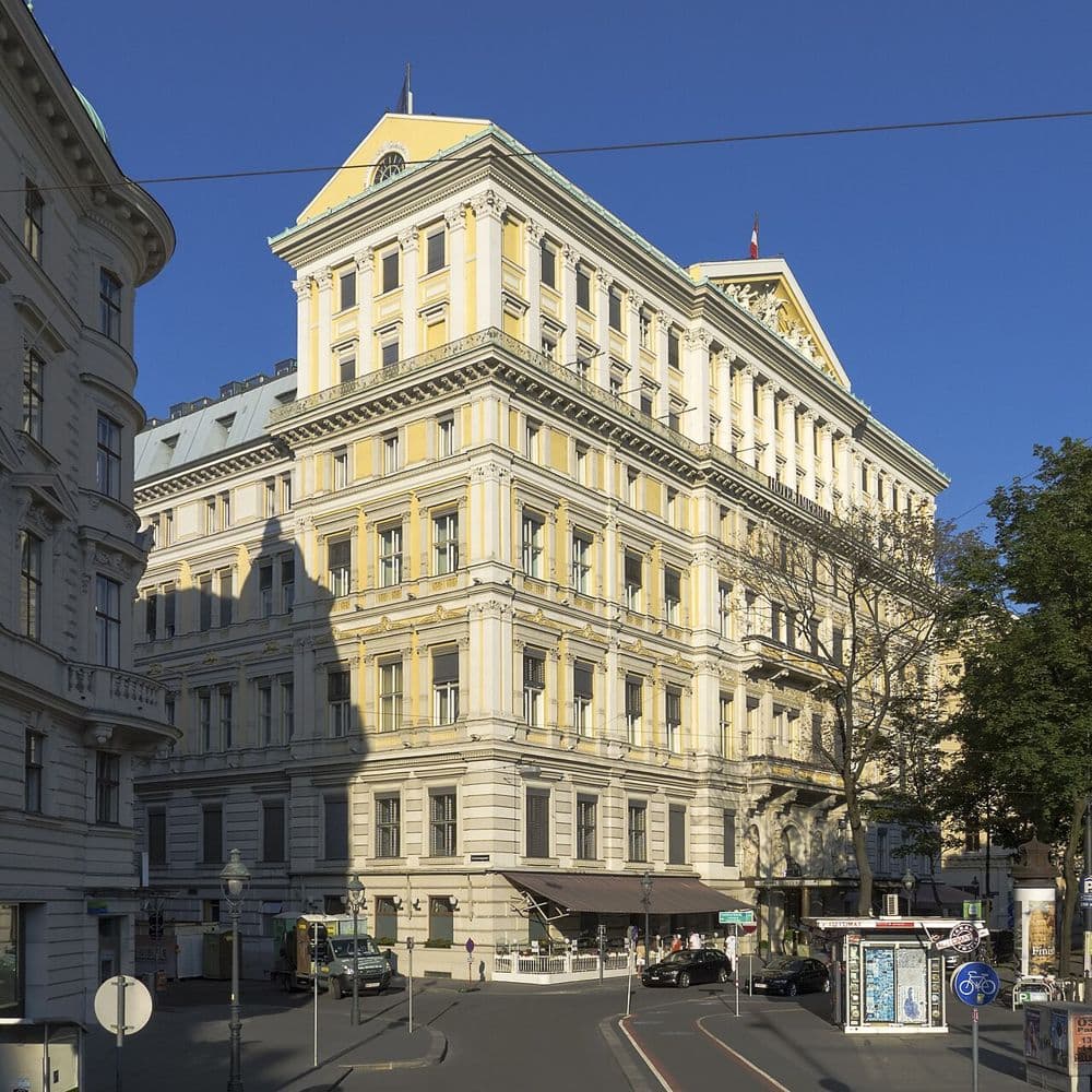Hotel Imperial façade in Vienna